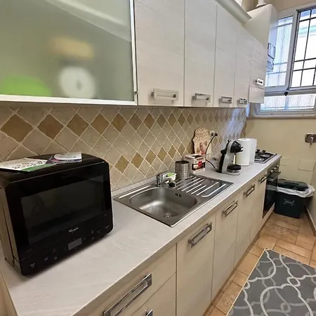 Bed and Breakfast Jambo House 3*